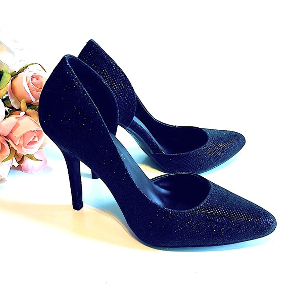 le chateau Shoes - NIB LE CHATEAU Glitter Chic D'Orsay Pumps Black